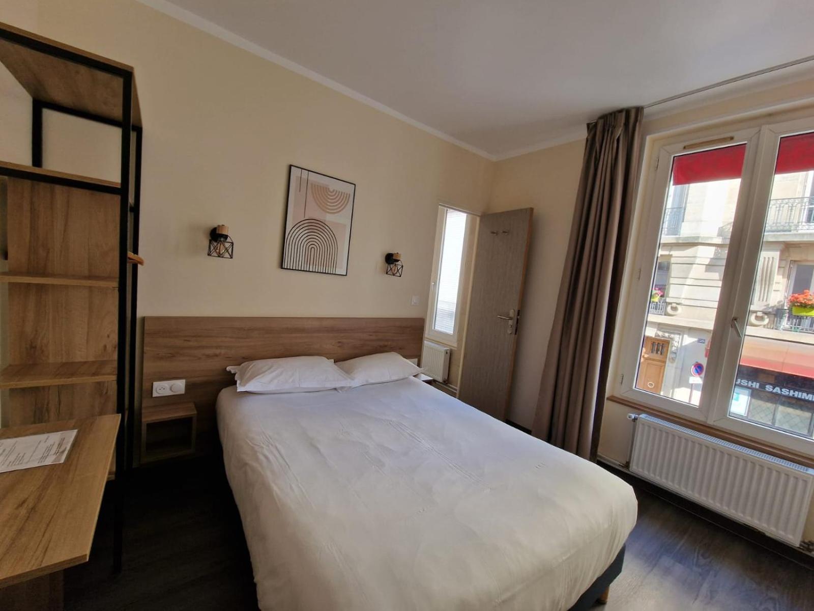 Hotel D'Anjou Levallois-Perret Exteriör bild